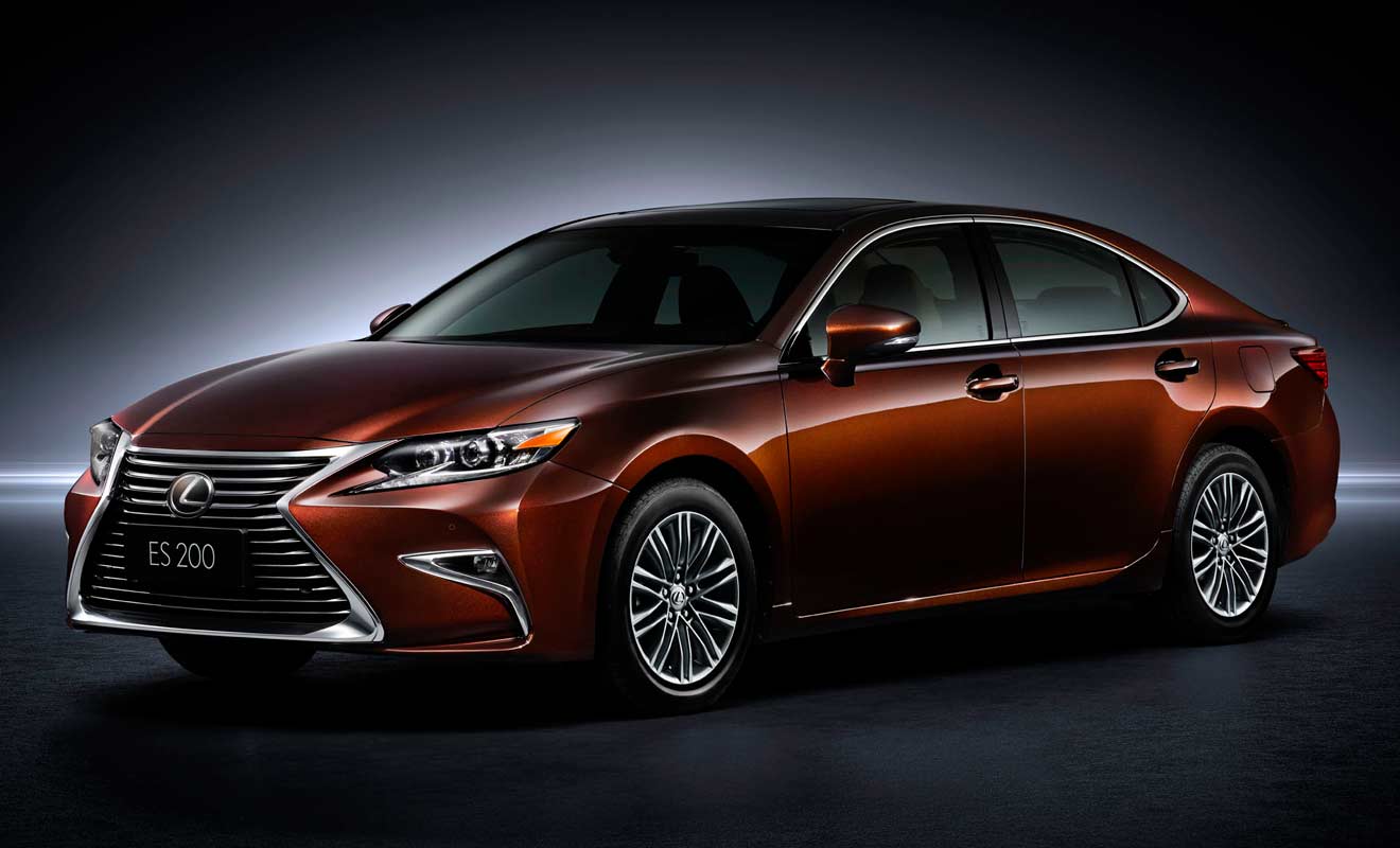 Lexus ES